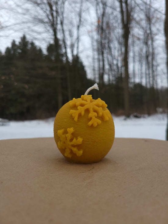 Snow Globe Beeswax Candle